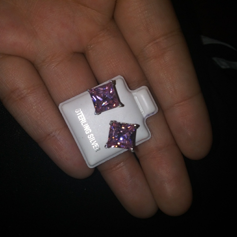 Earings